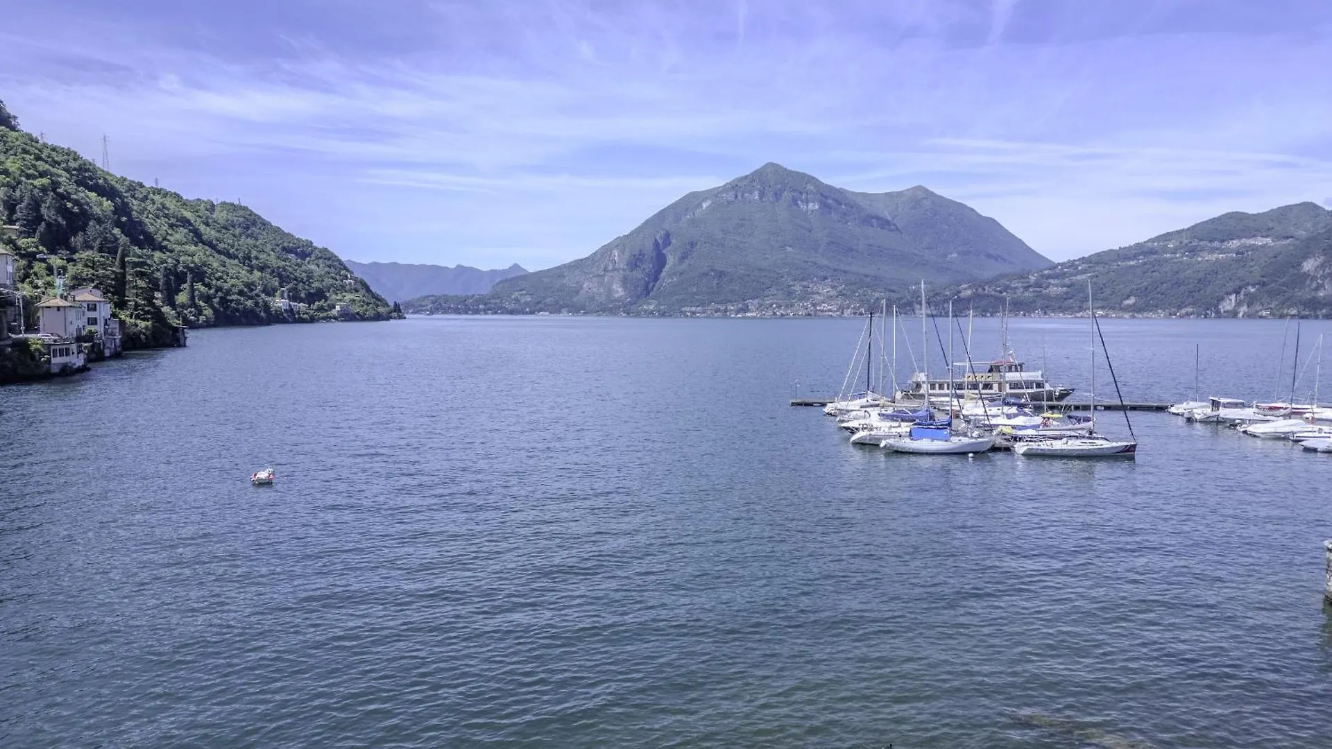 Appartamento Fronte Lago Bellano Apartment