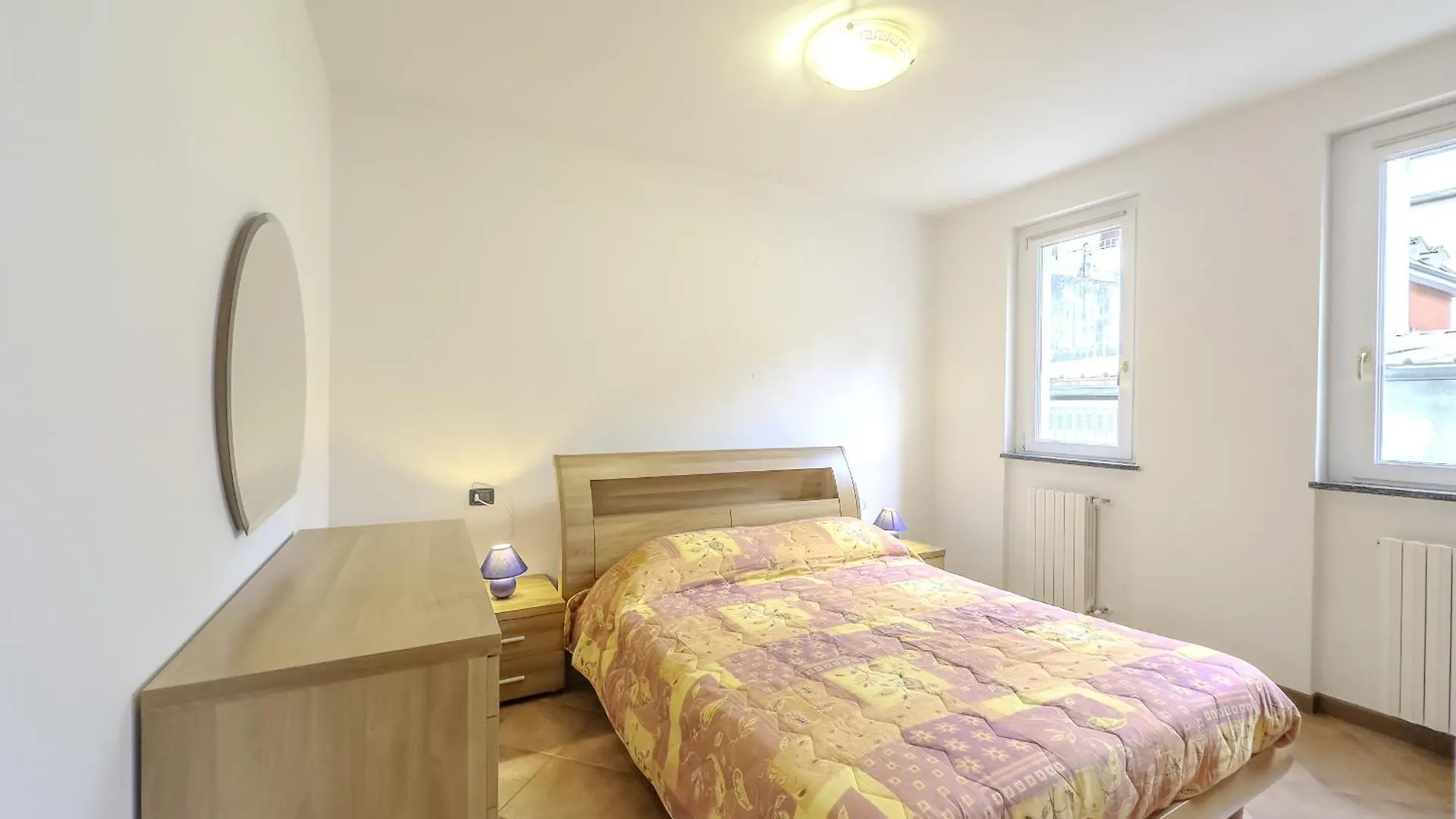 Apartment Appartamento Fronte Lago Bellano